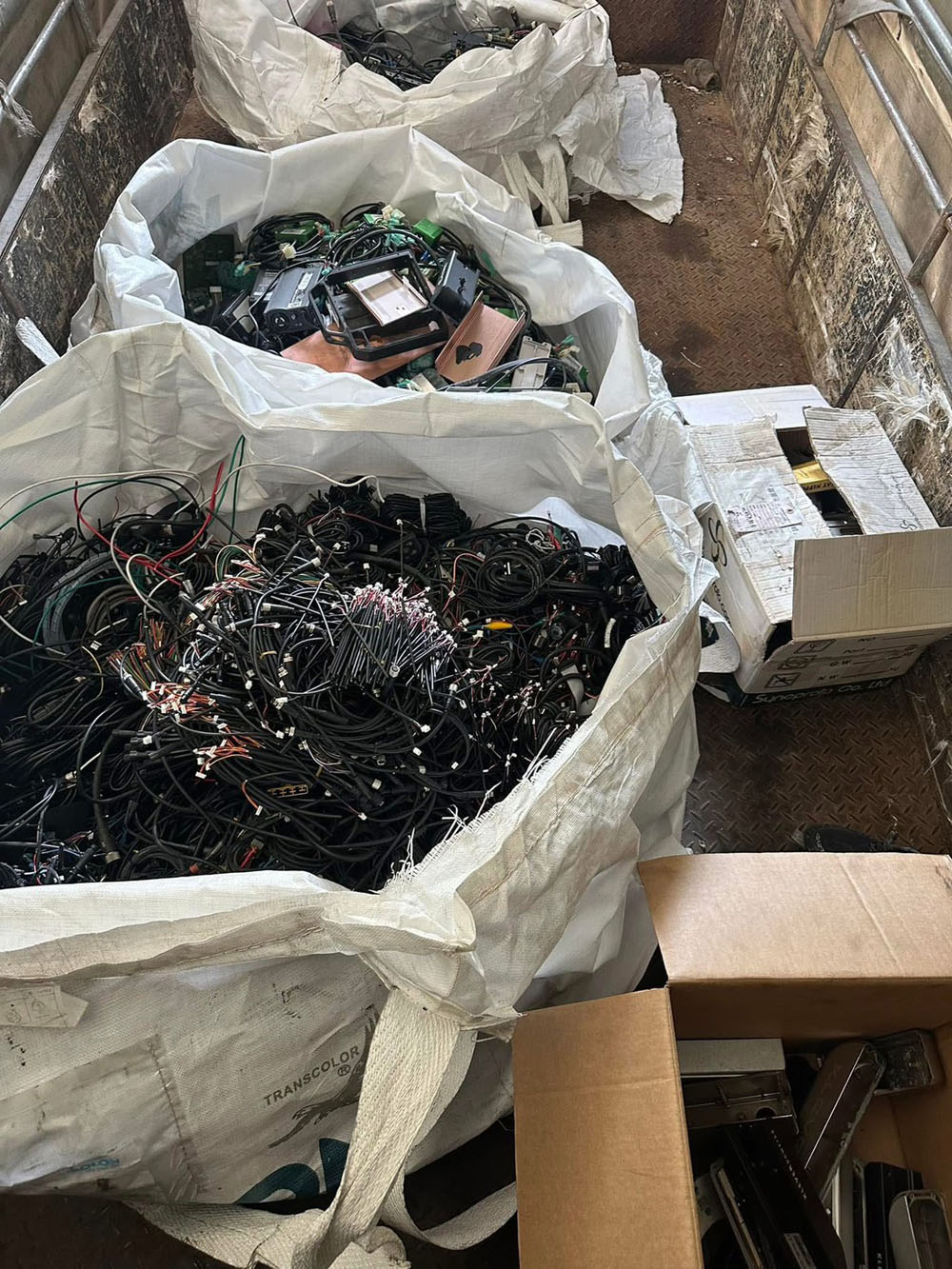 電線回收實績12